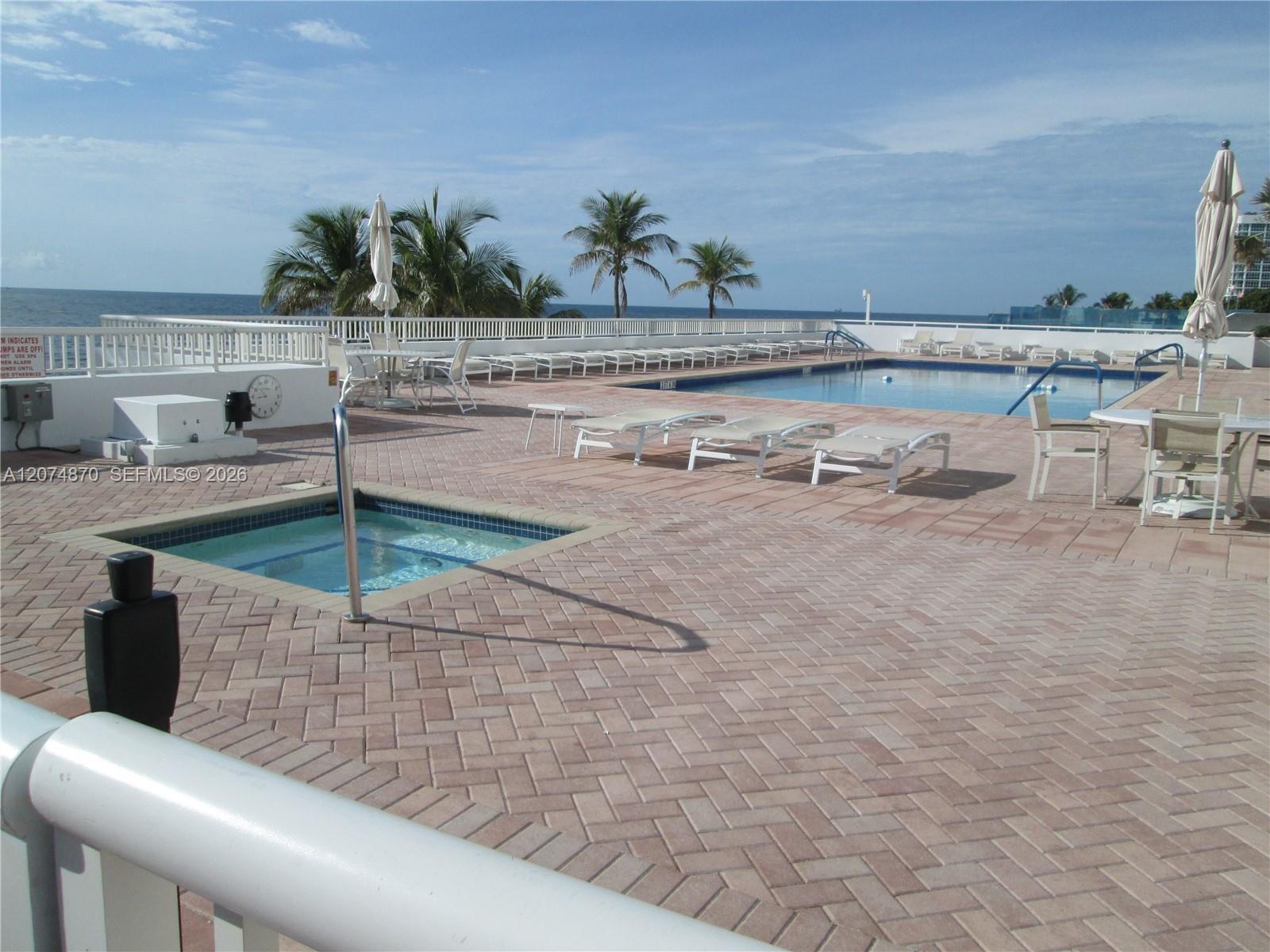 1370 S Ocean Boulevard 1206 Property Photo 9