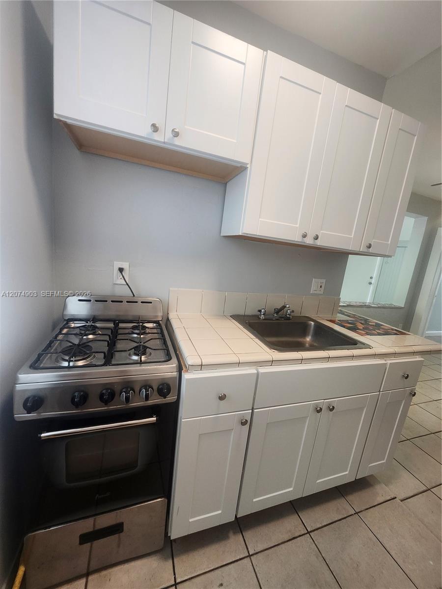 1507 Meridian Avenue 5 Property Photo 7