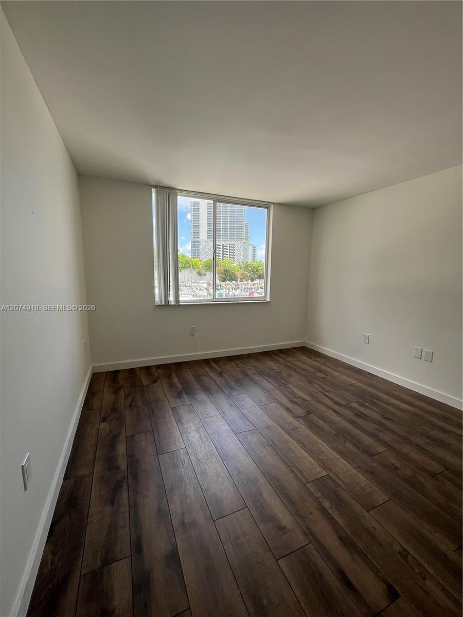1720 N River Drive 210 Property Photo 8