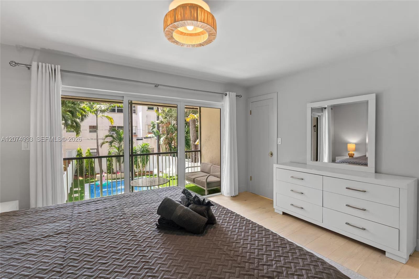 650 N Rio Vista Boulevard Property Photo 19