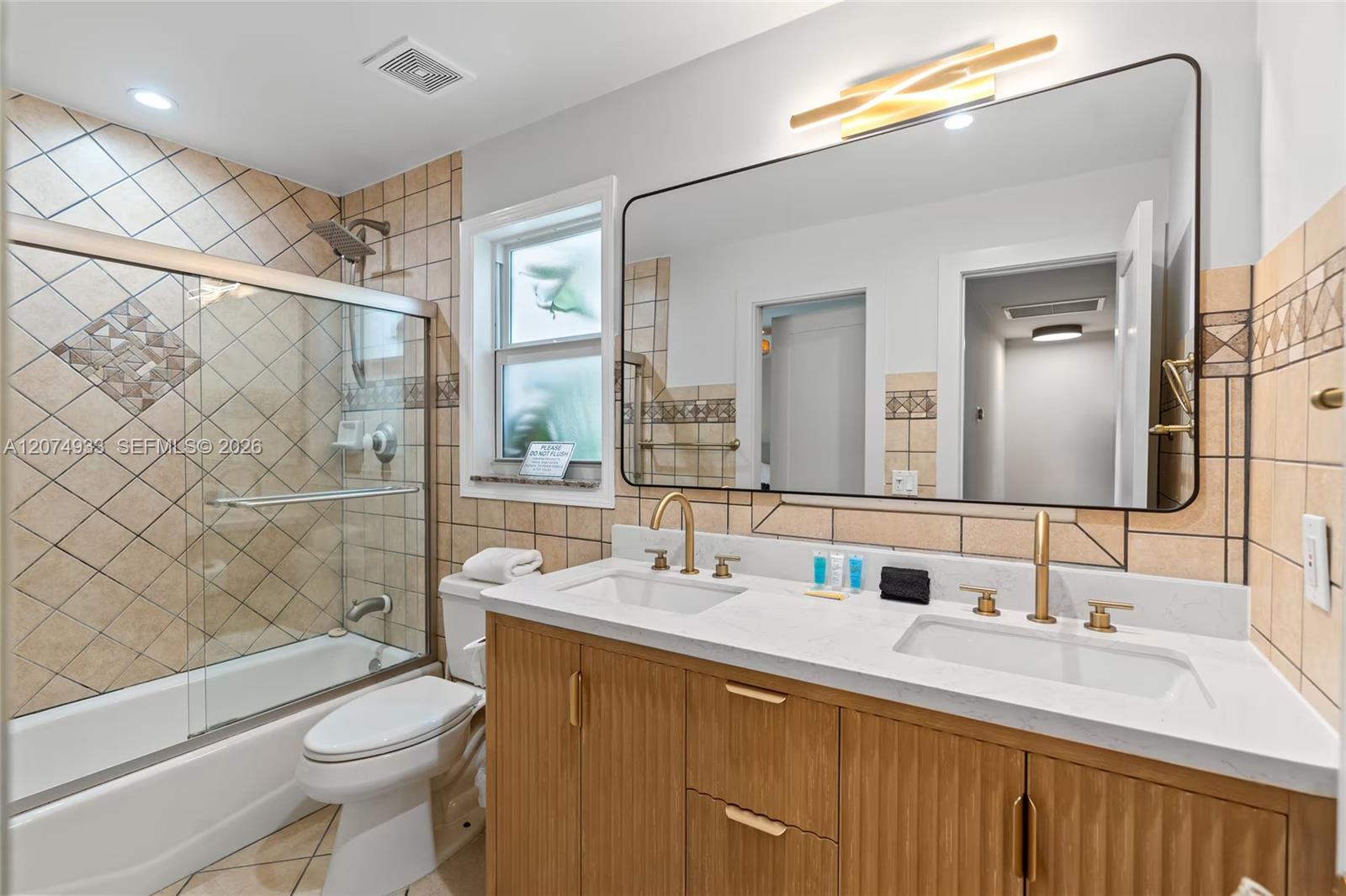 650 N Rio Vista Boulevard Property Photo 24