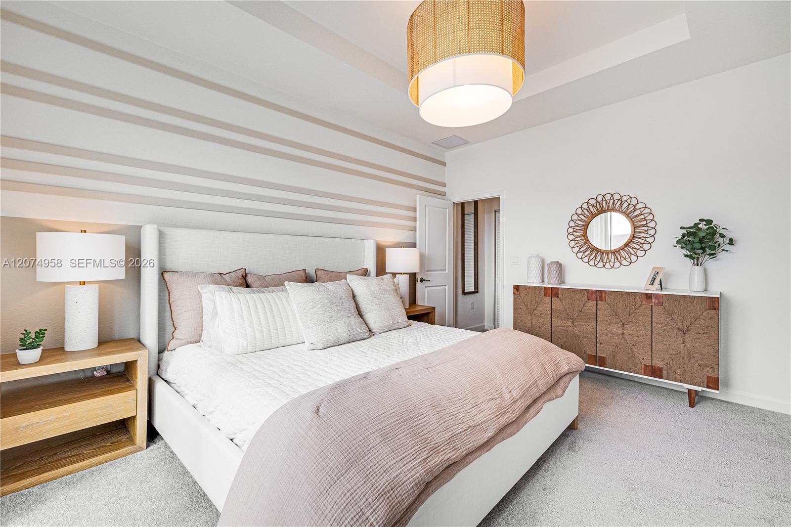A12074958 Property Photo 17