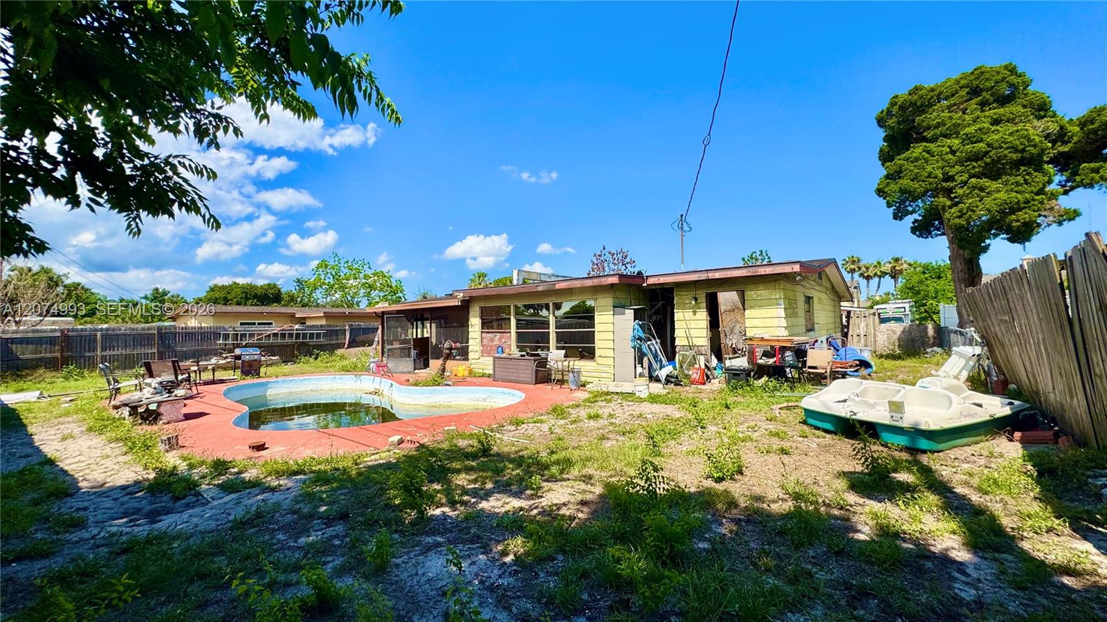 833 Morning Side Drive Property Photo 4