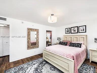 2625 Collins Avenue 212 Property Photo 2