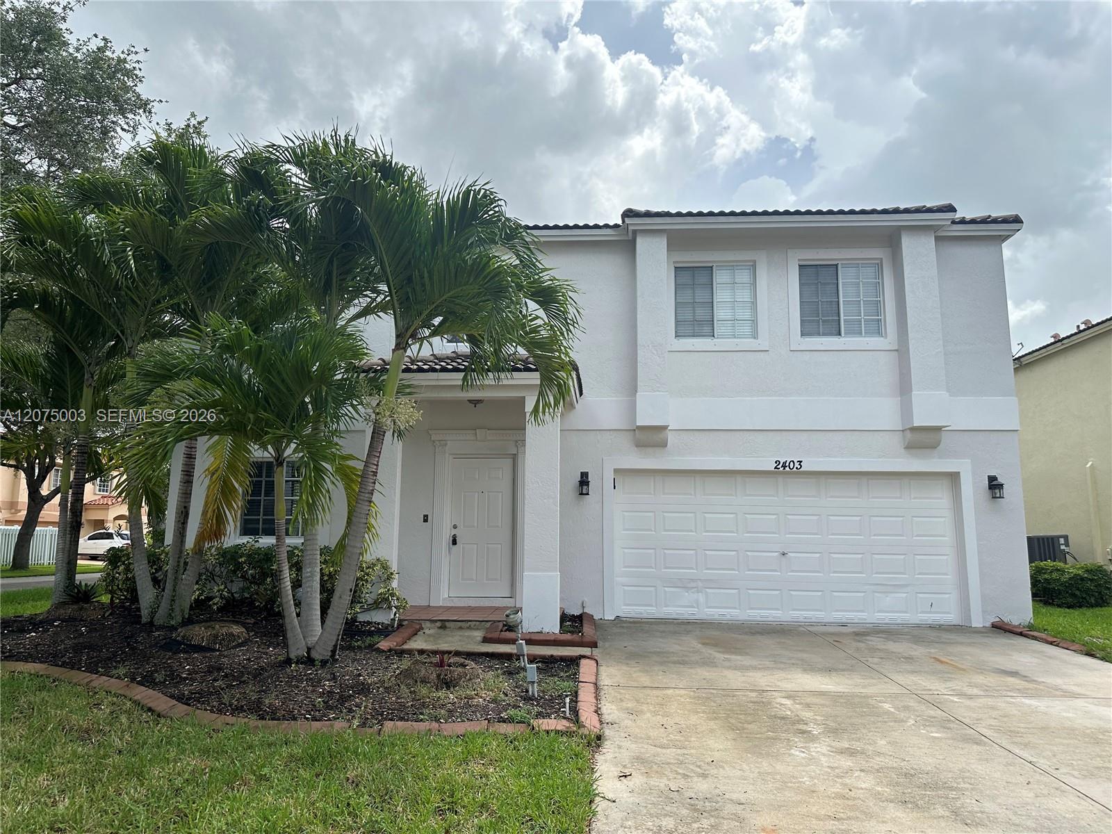 2403 Sw 106th Avenue Property Photo 1