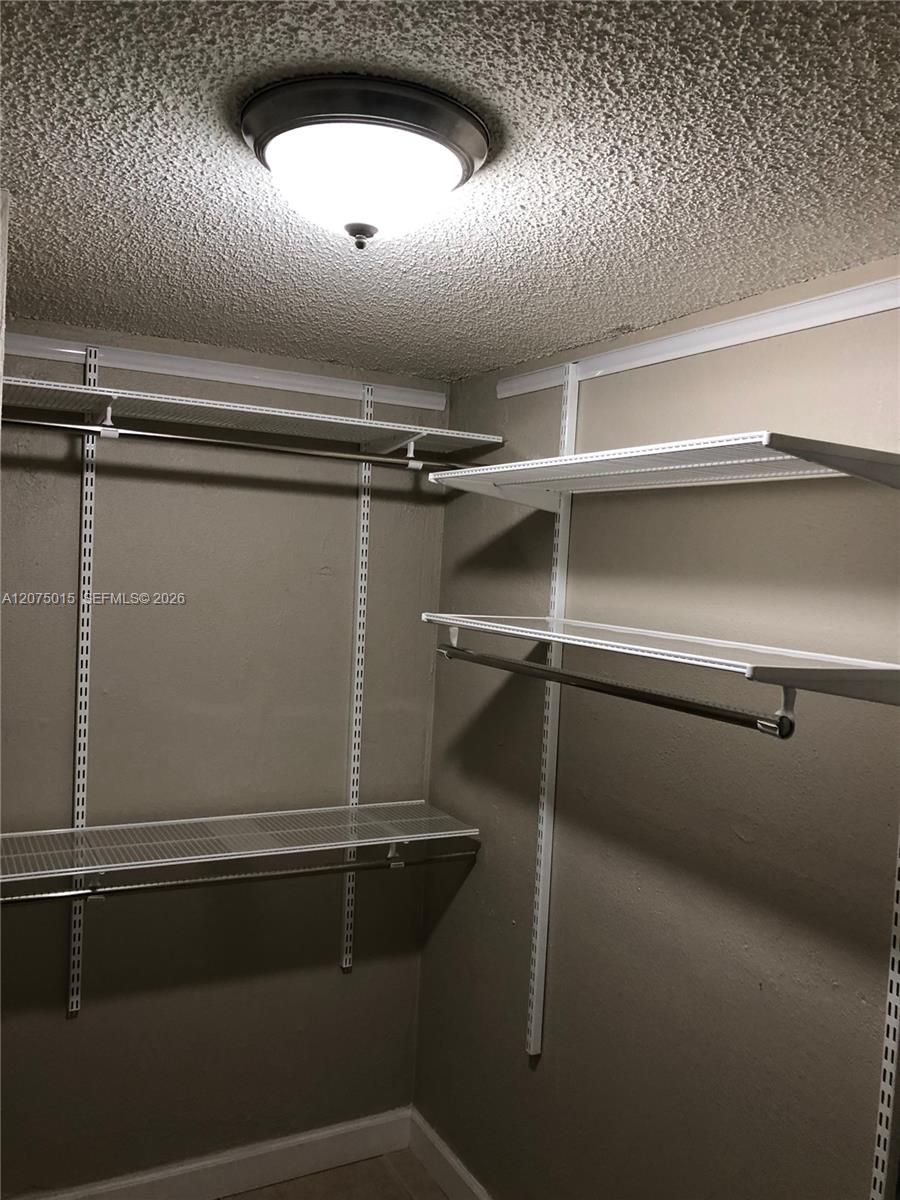 A12075015 Property Photo 7