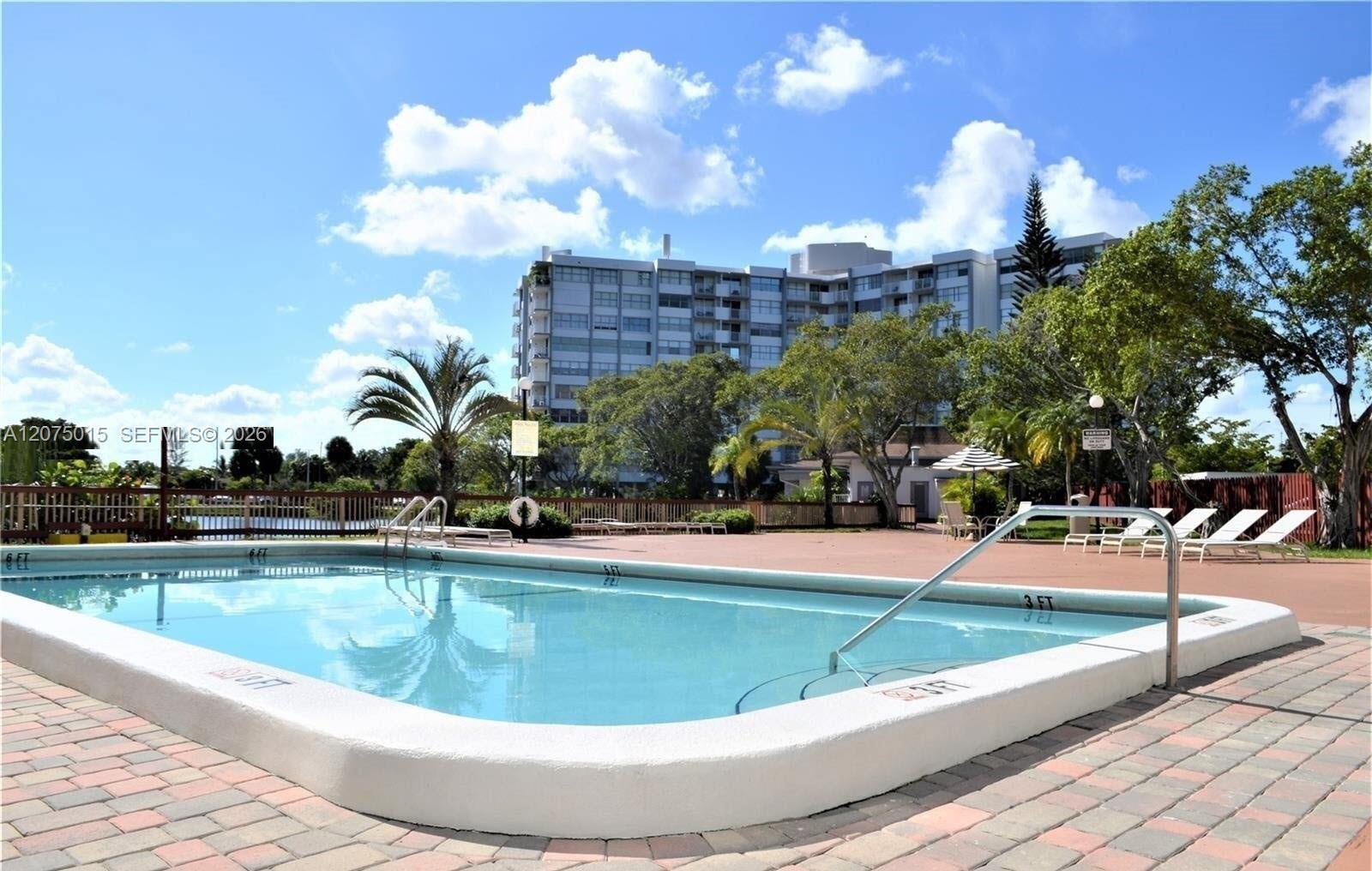 A12075015 Property Photo 12