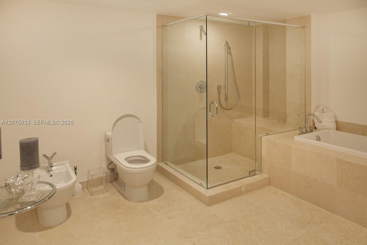 465 Brickell Avenue 4703 Property Photo 14