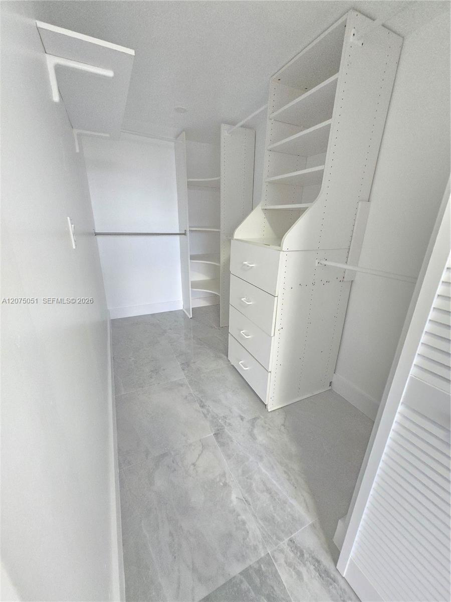 6746 Nw 188th Terrace Property Photo 10
