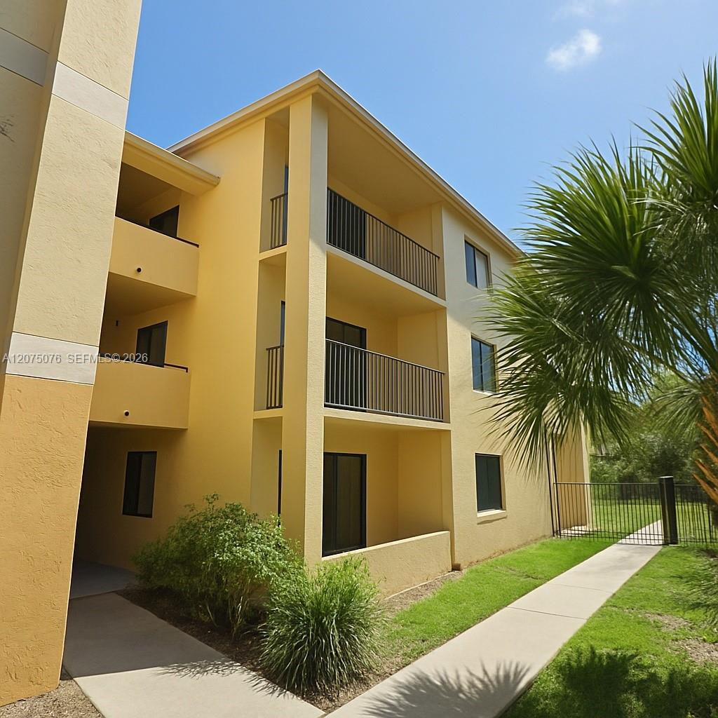 9999 Summerbreeze Drive 216 Property Photo 1