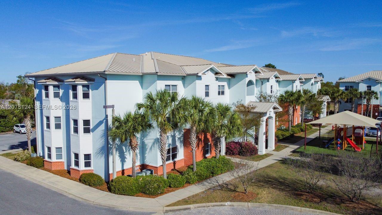 2210 Hammock Square Drive 306 Property Photo 1