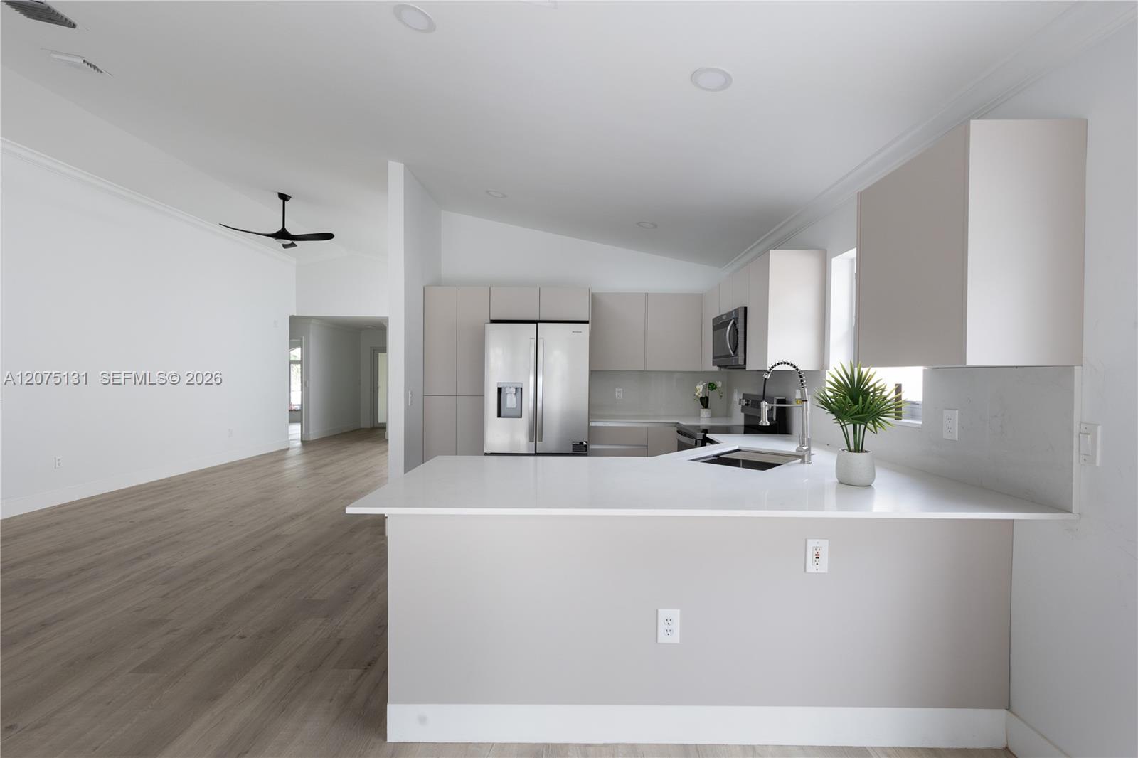 46 Gables Boulevard Property Photo 13