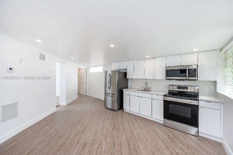 A12075141 Property Photo 3