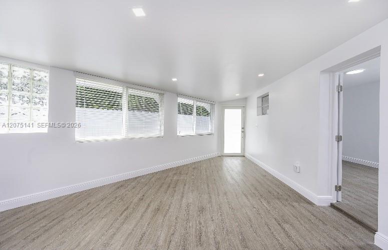 A12075141 Property Photo 4