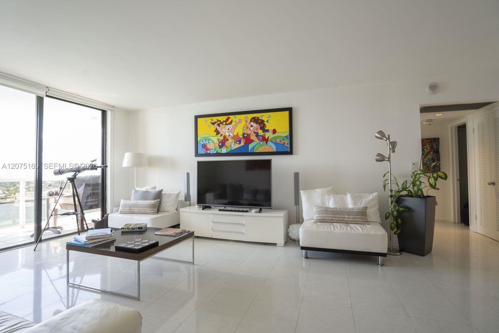 9 Island Avenue 1806 Property Photo 28