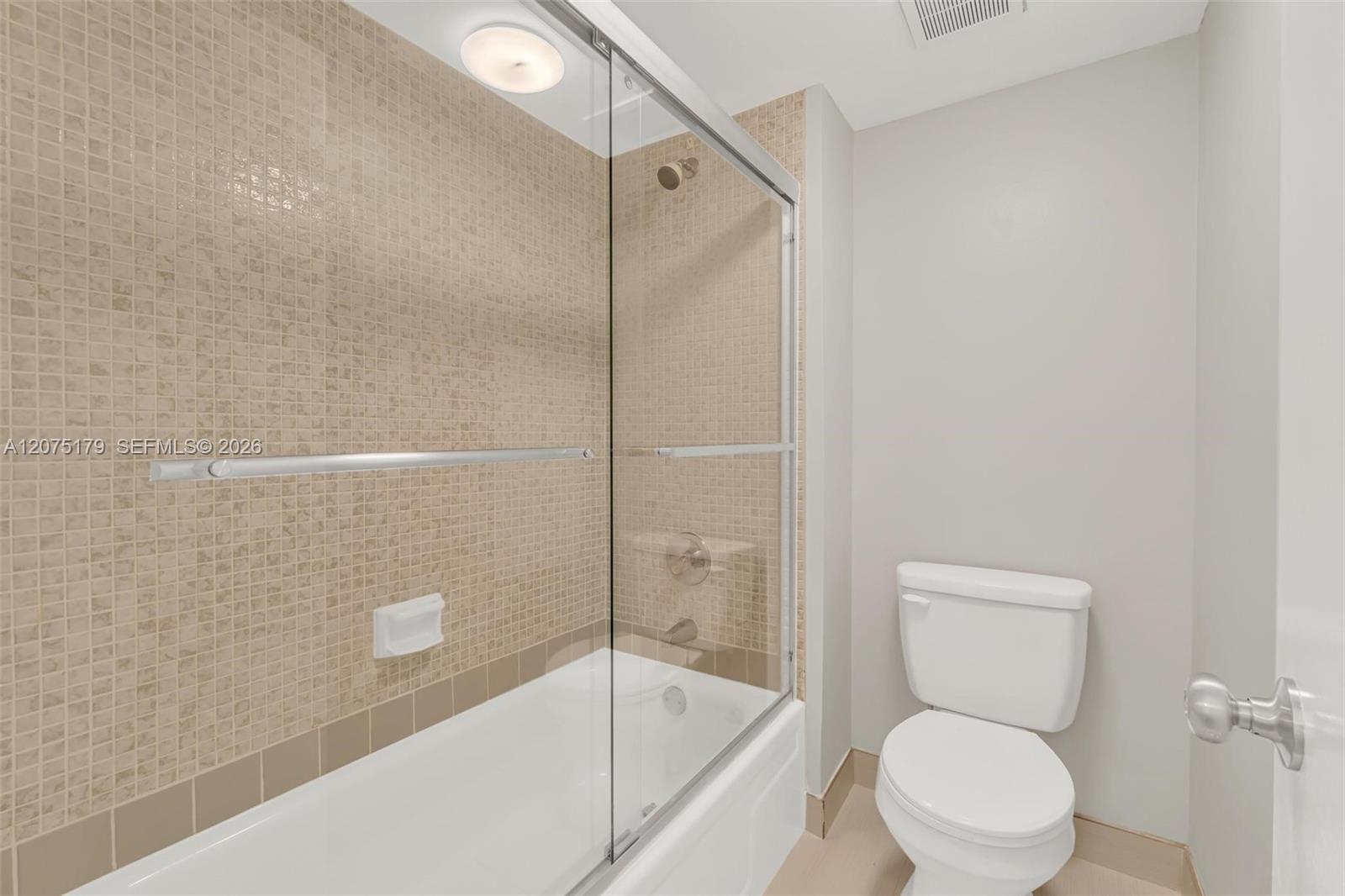 402 Lakeview Drive 201 Property Photo 18