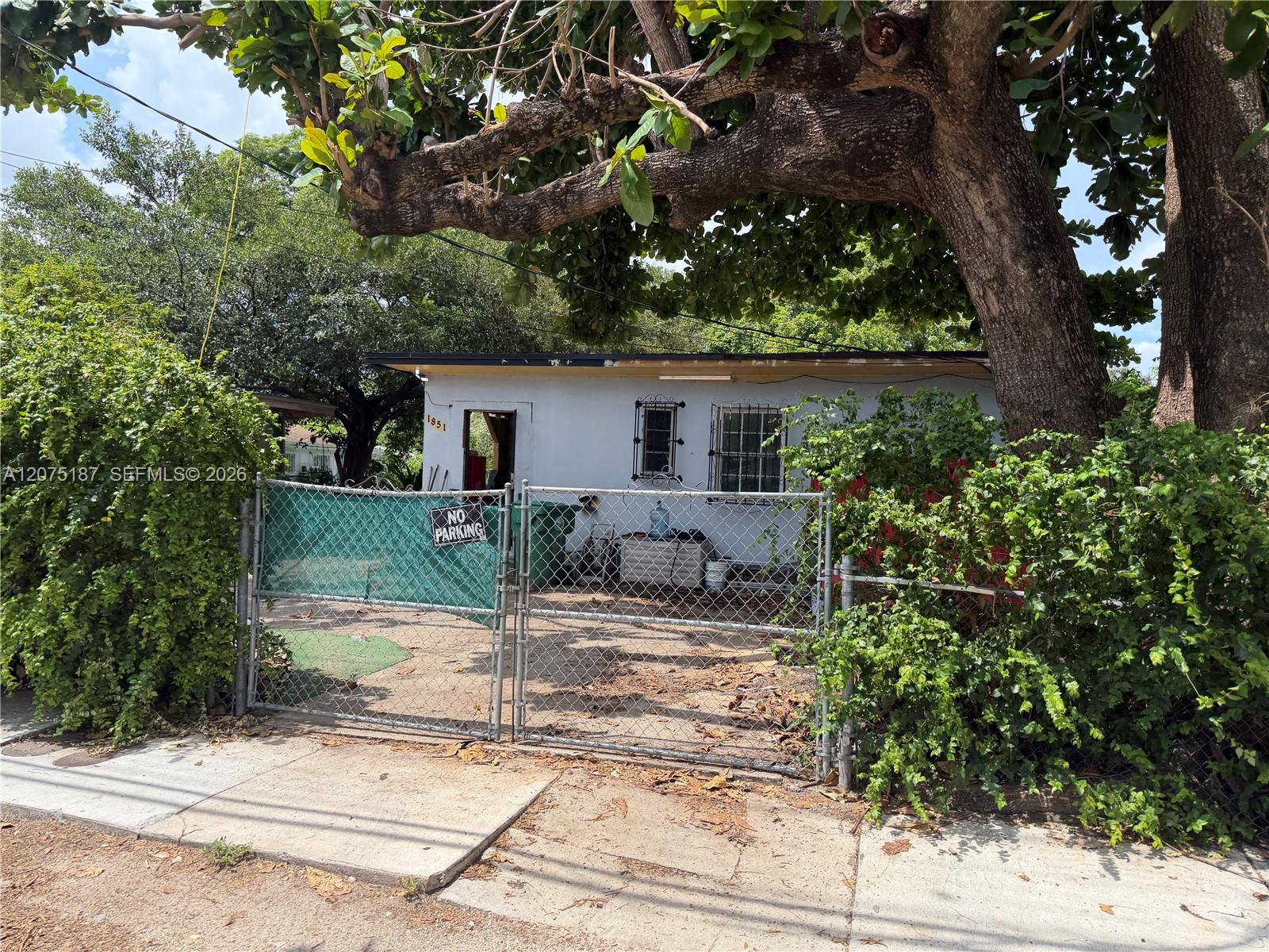 1851 Nw 34th Street Property Photo 1