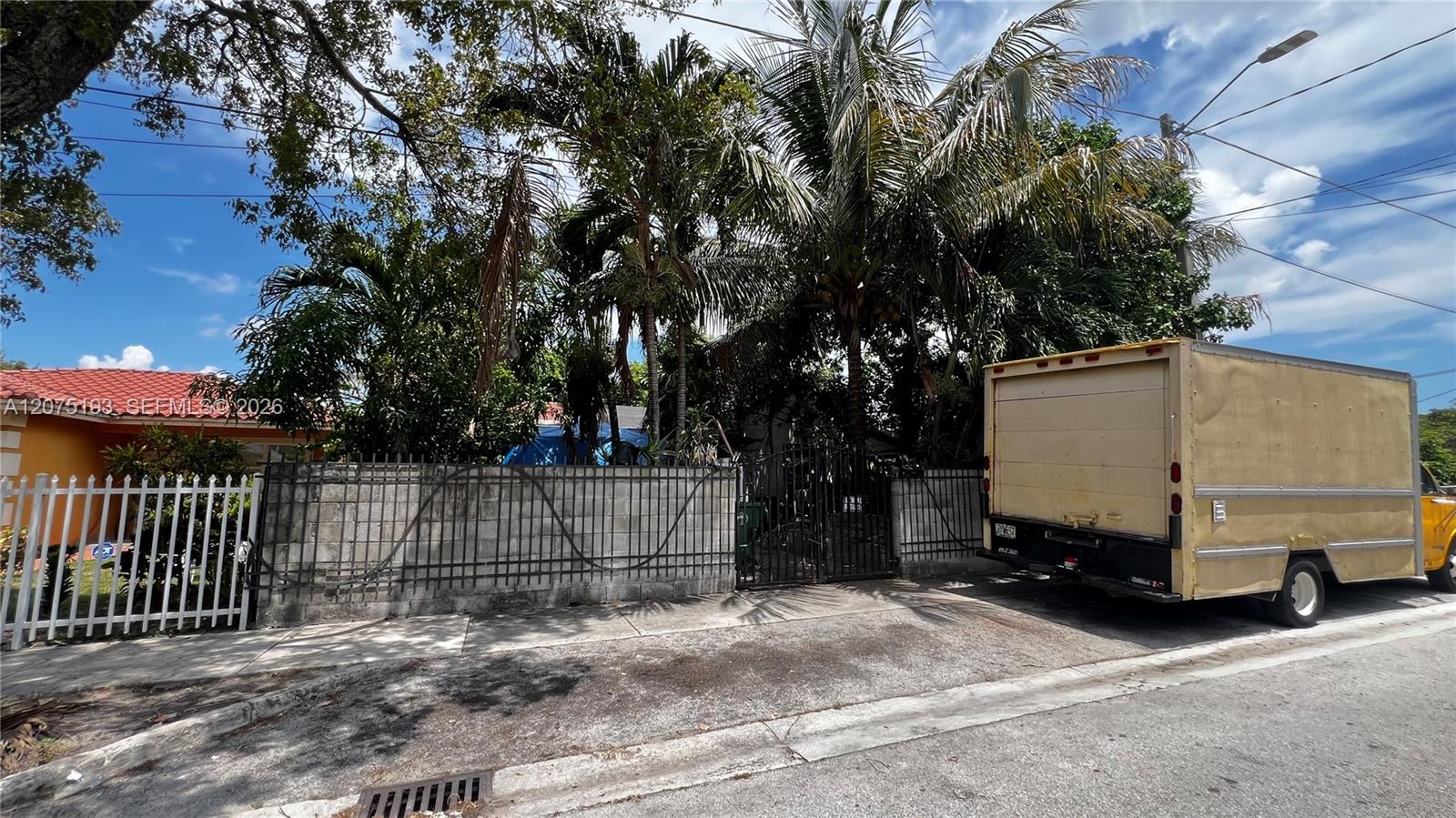 1531 Nw 59th Street Property Photo 1