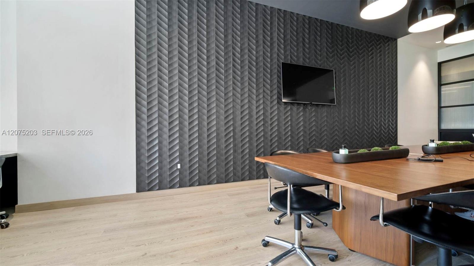 A12075203 Property Photo 6