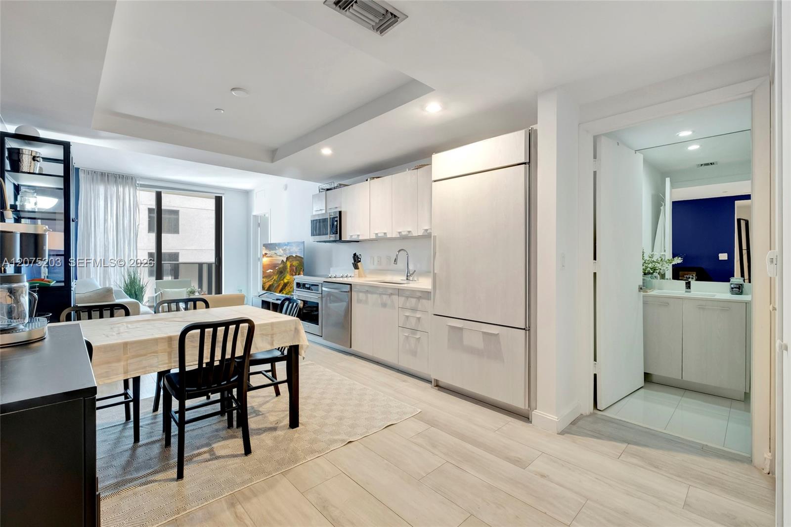 A12075203 Property Photo 24