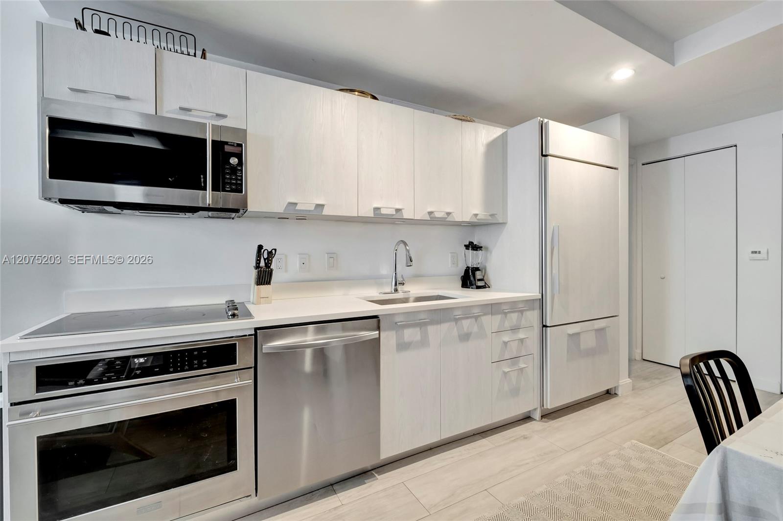 A12075203 Property Photo 27