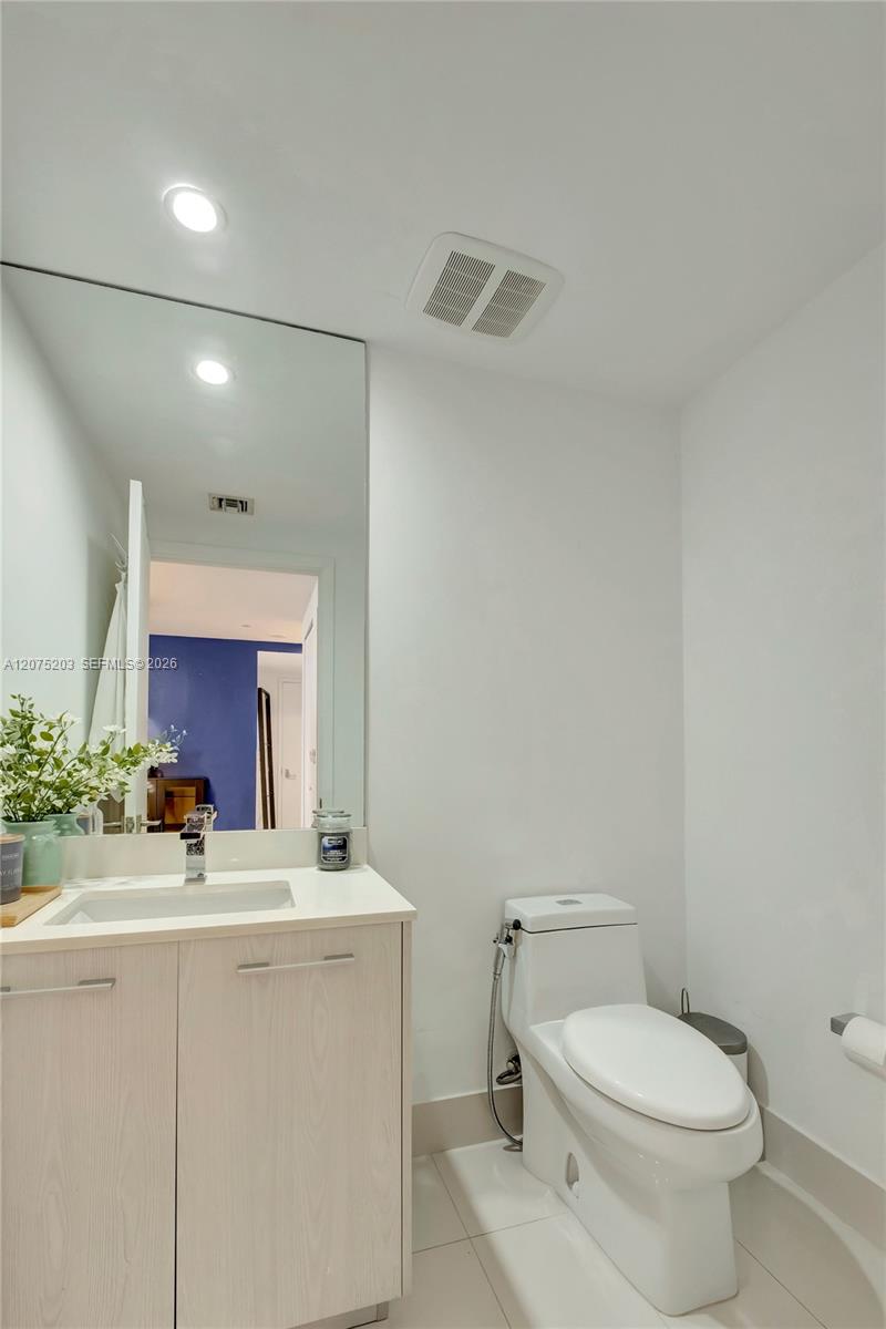 A12075203 Property Photo 30
