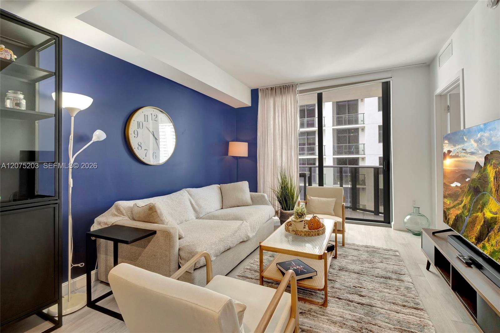 A12075203 Property Photo 32