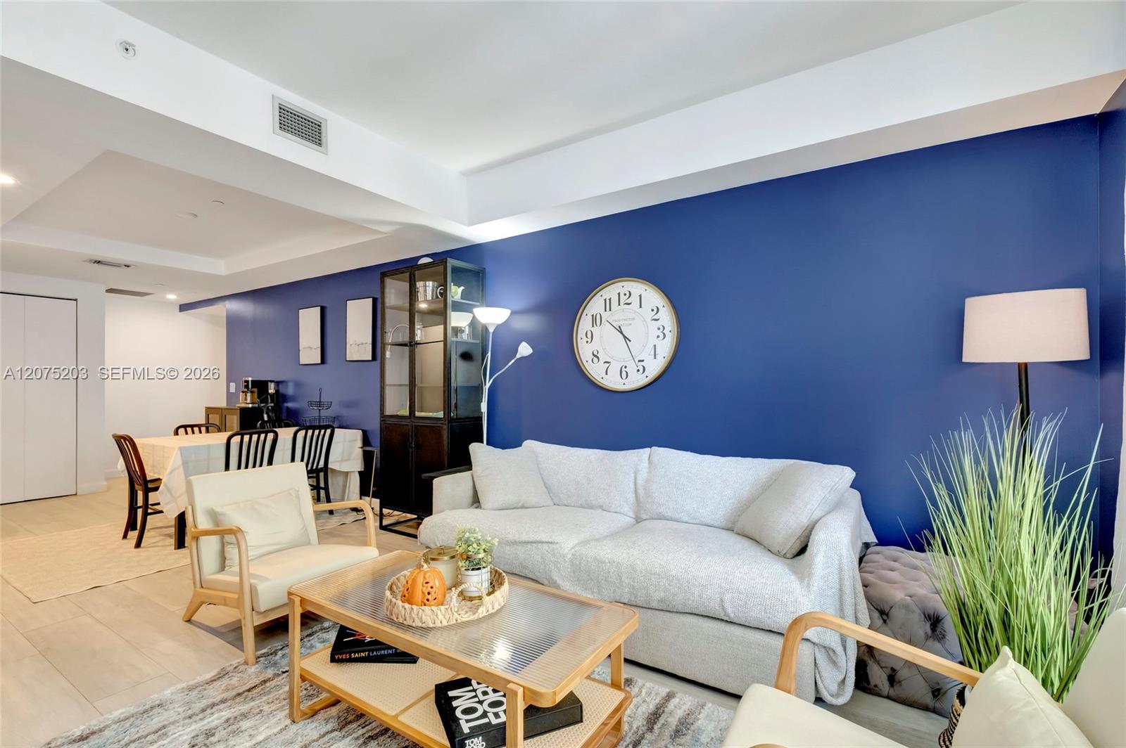 A12075203 Property Photo 33