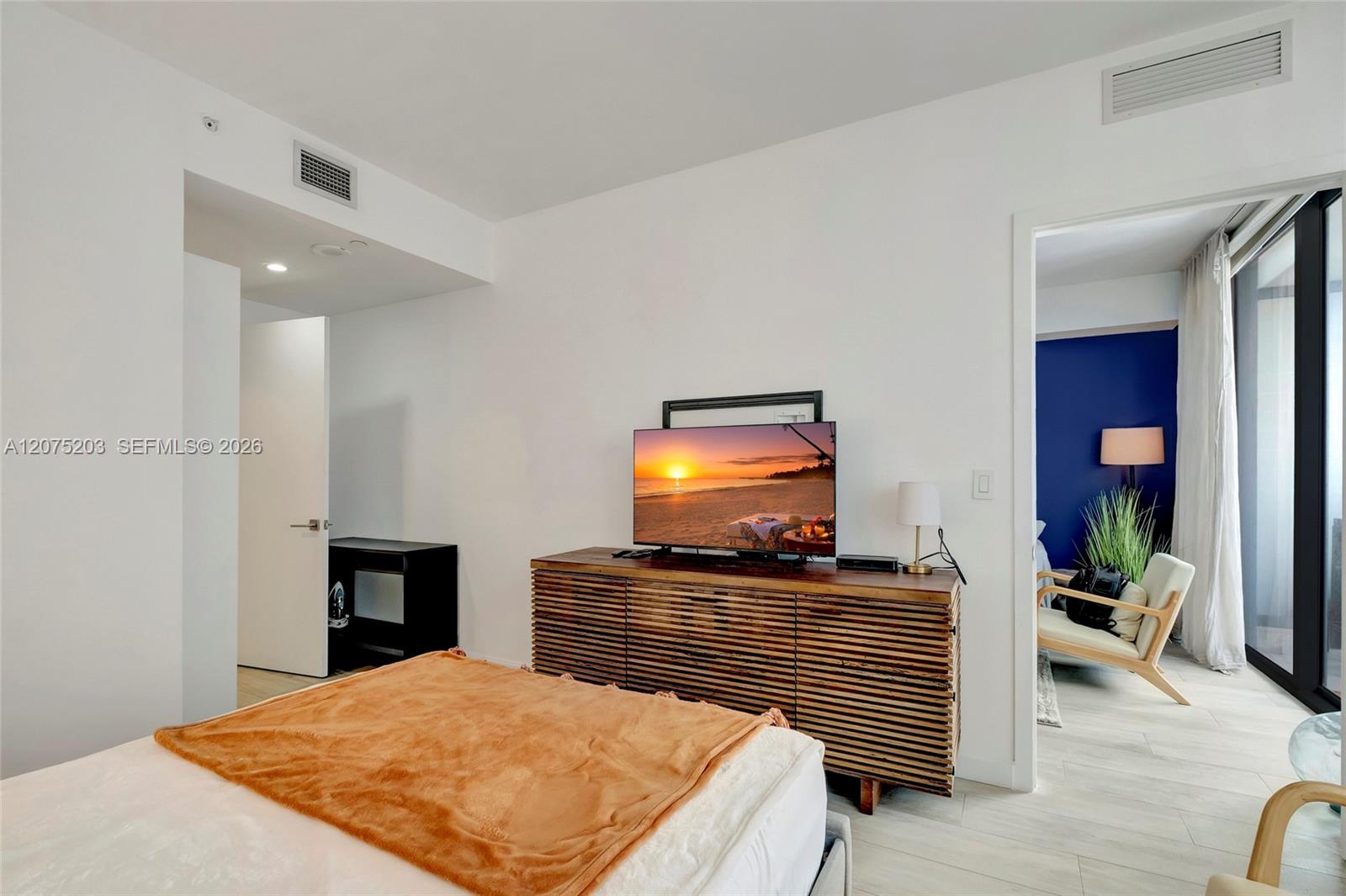 A12075203 Property Photo 36