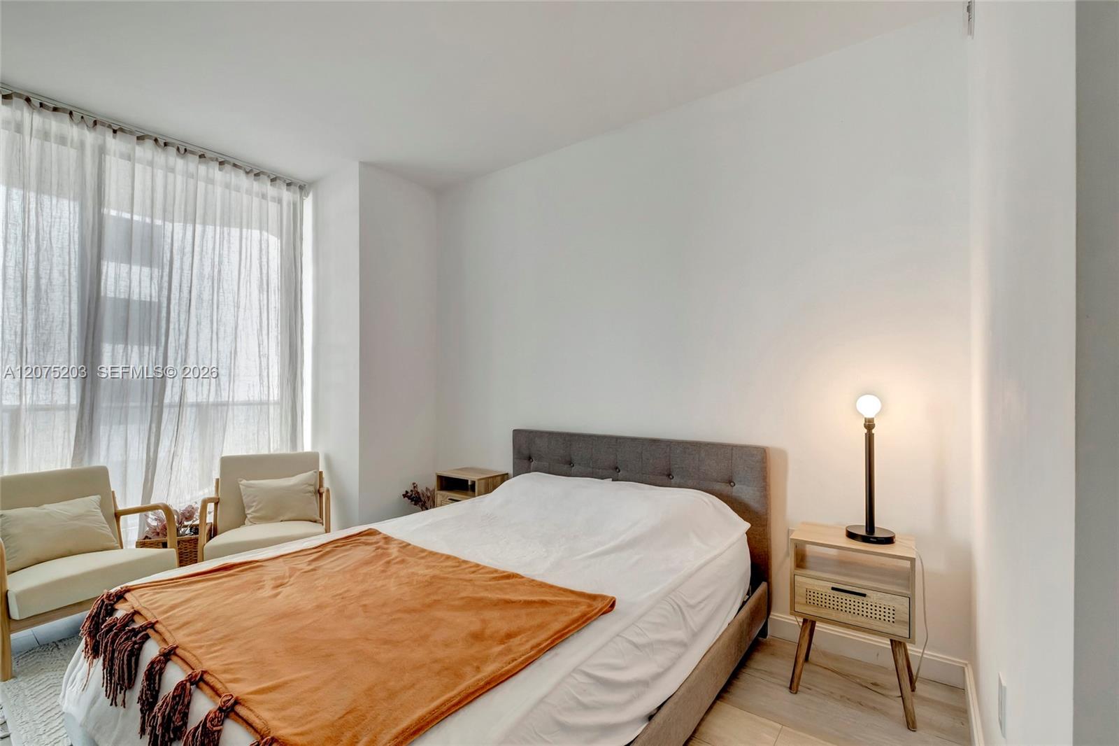 A12075203 Property Photo 37