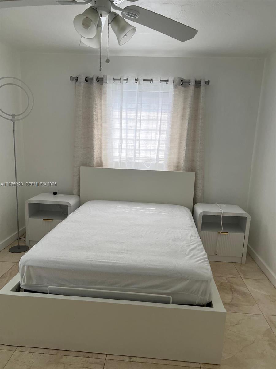 A12075220 Property Photo 11