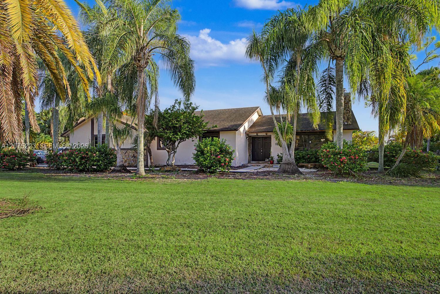 16880 Sw 278th Street Property Photo 1