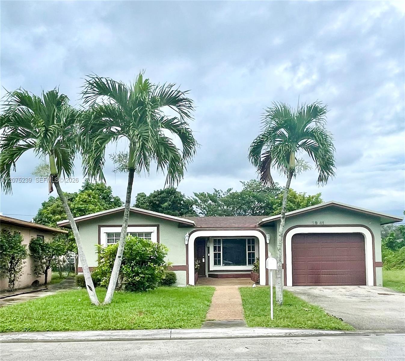 A12075239 Property Photo 1