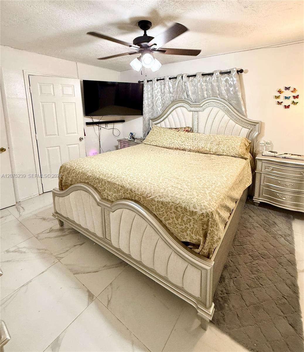 A12075239 Property Photo 5