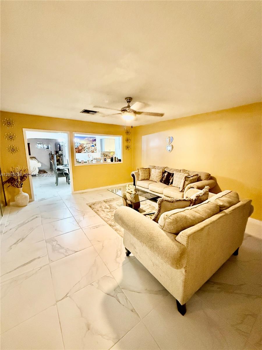 A12075239 Property Photo 6