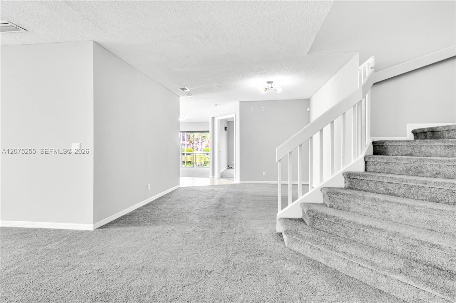 3884 Nw 63rd Terrace Property Photo 6