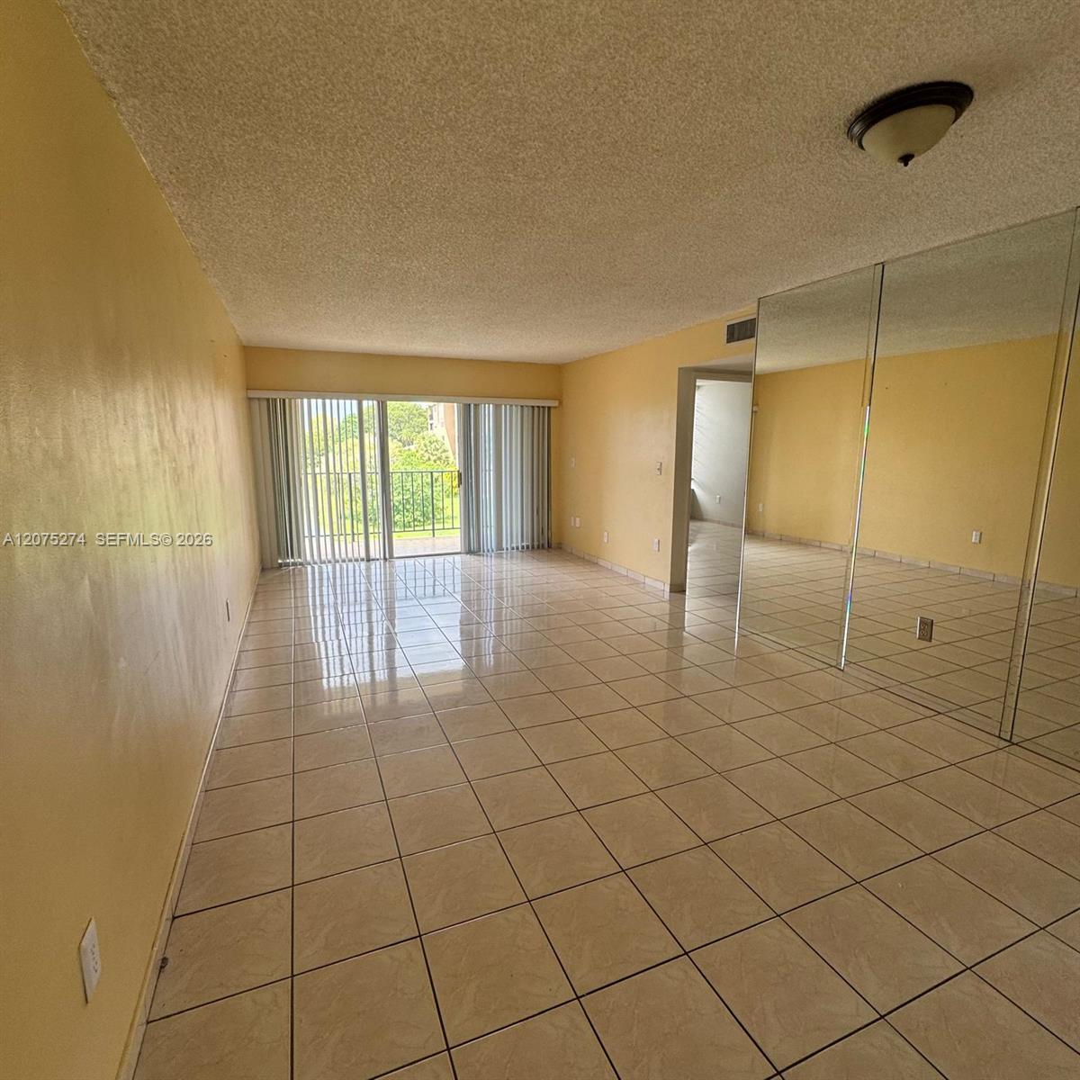 506 Nw 87th Avenue 309 Property Photo 5