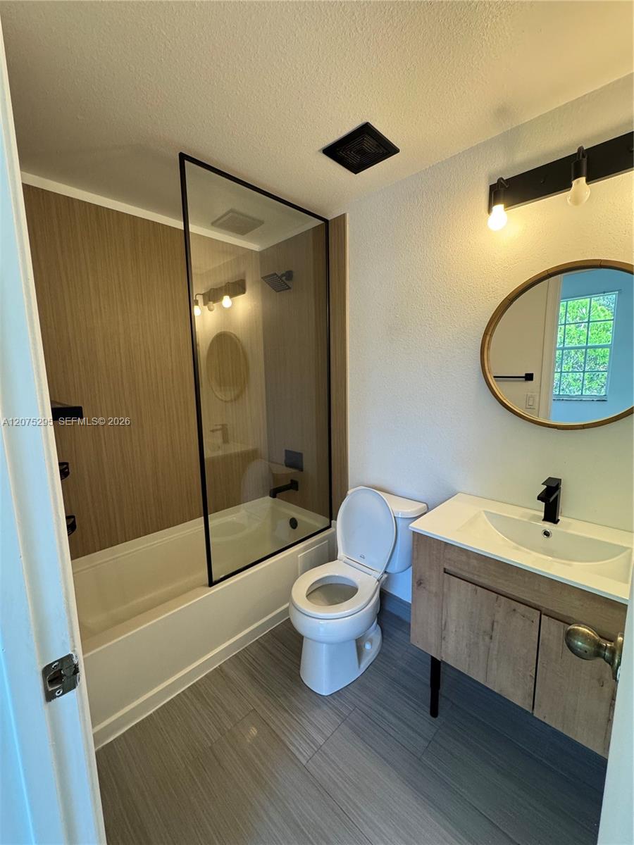 8207 San Carlos Circle 8207 Property Photo 12