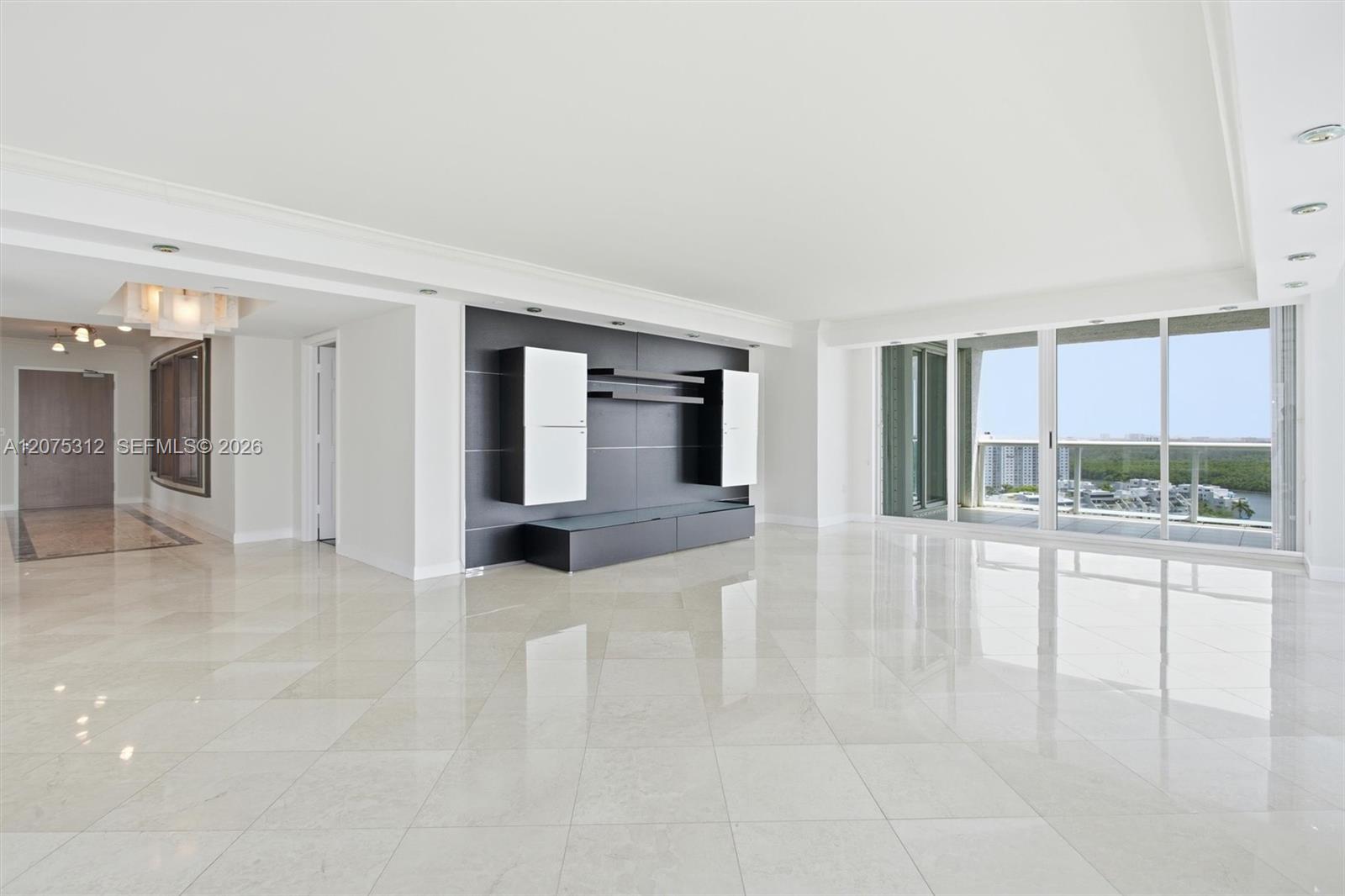 16500 Collins Avenue 1856 Property Photo 19