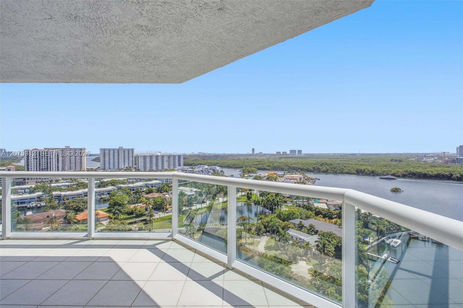 16500 Collins Avenue 1856 Property Photo 61