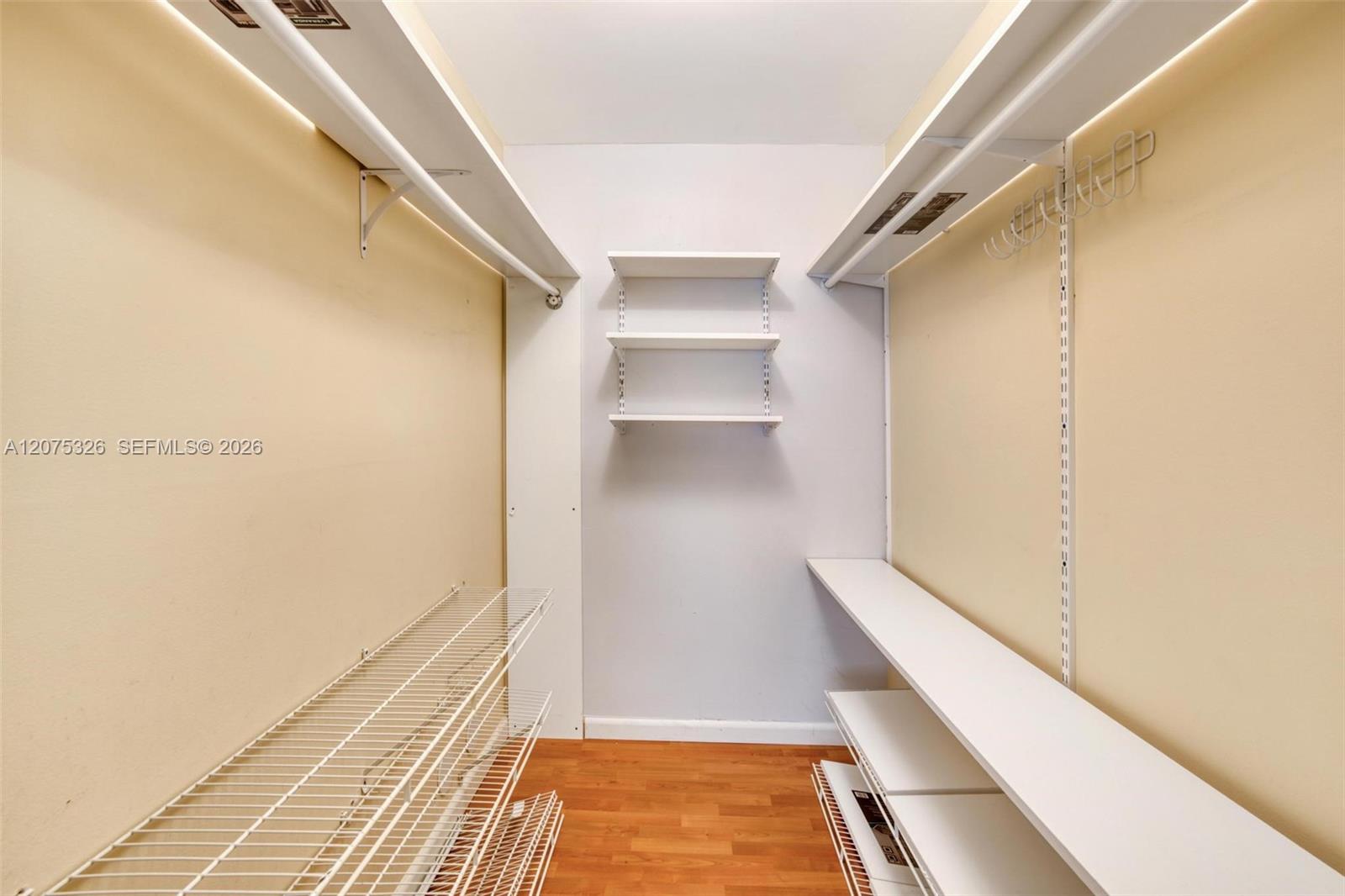 709 Gardens Drive 101 Property Photo 15