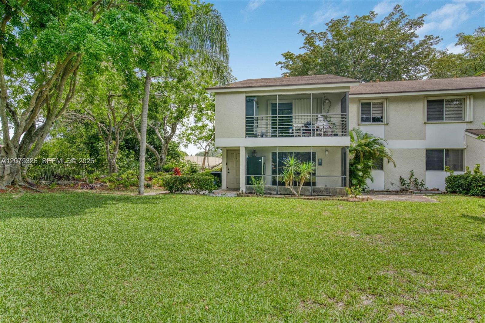709 Gardens Drive 101 Property Photo 22