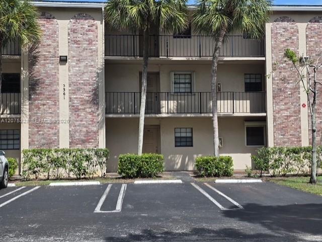 3361 NW 85th Avenue 305