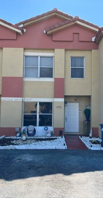 5214 Nw 190th Street Property Photo 1