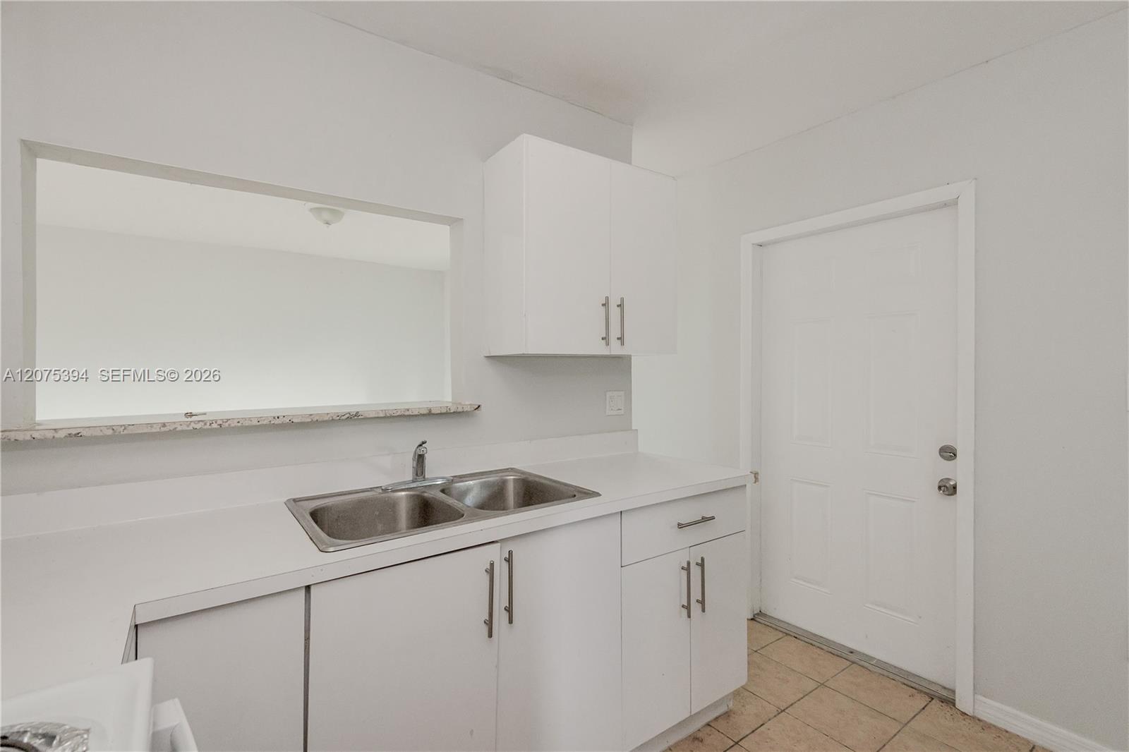 756 Nw 5 Street Property Photo 12
