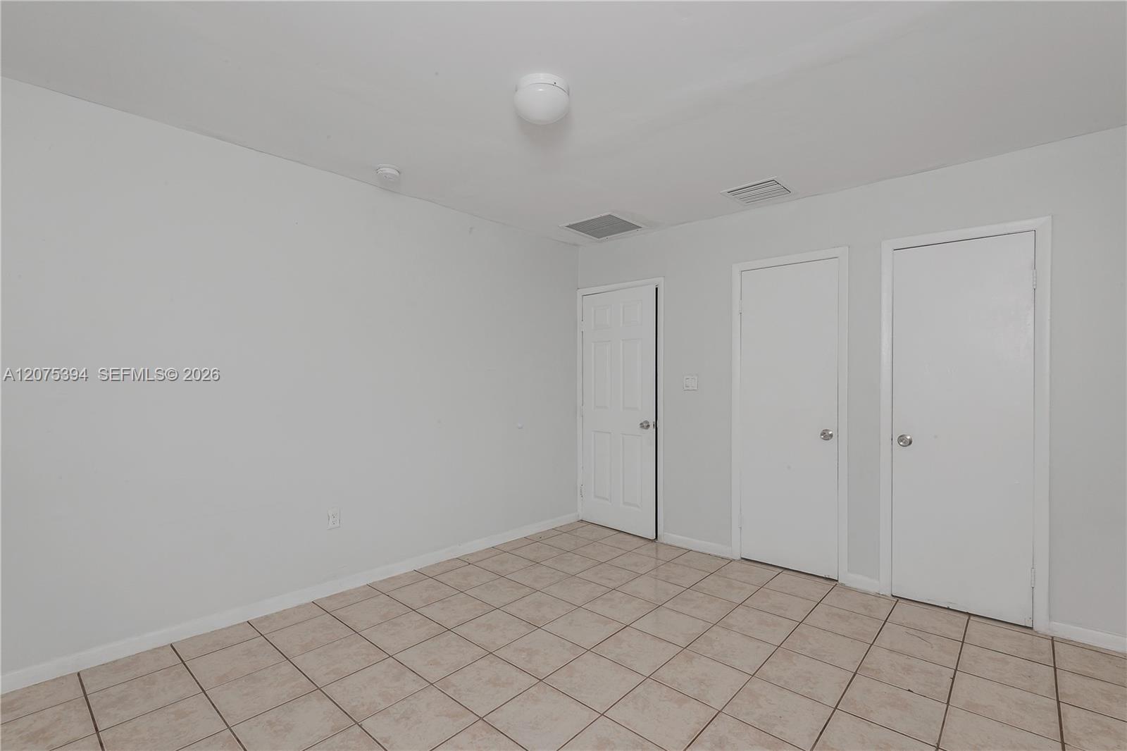 756 Nw 5 Street Property Photo 17