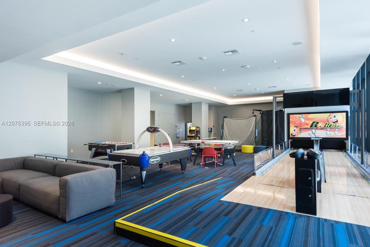 1010 Brickell Avenue 2009 Property Photo 8