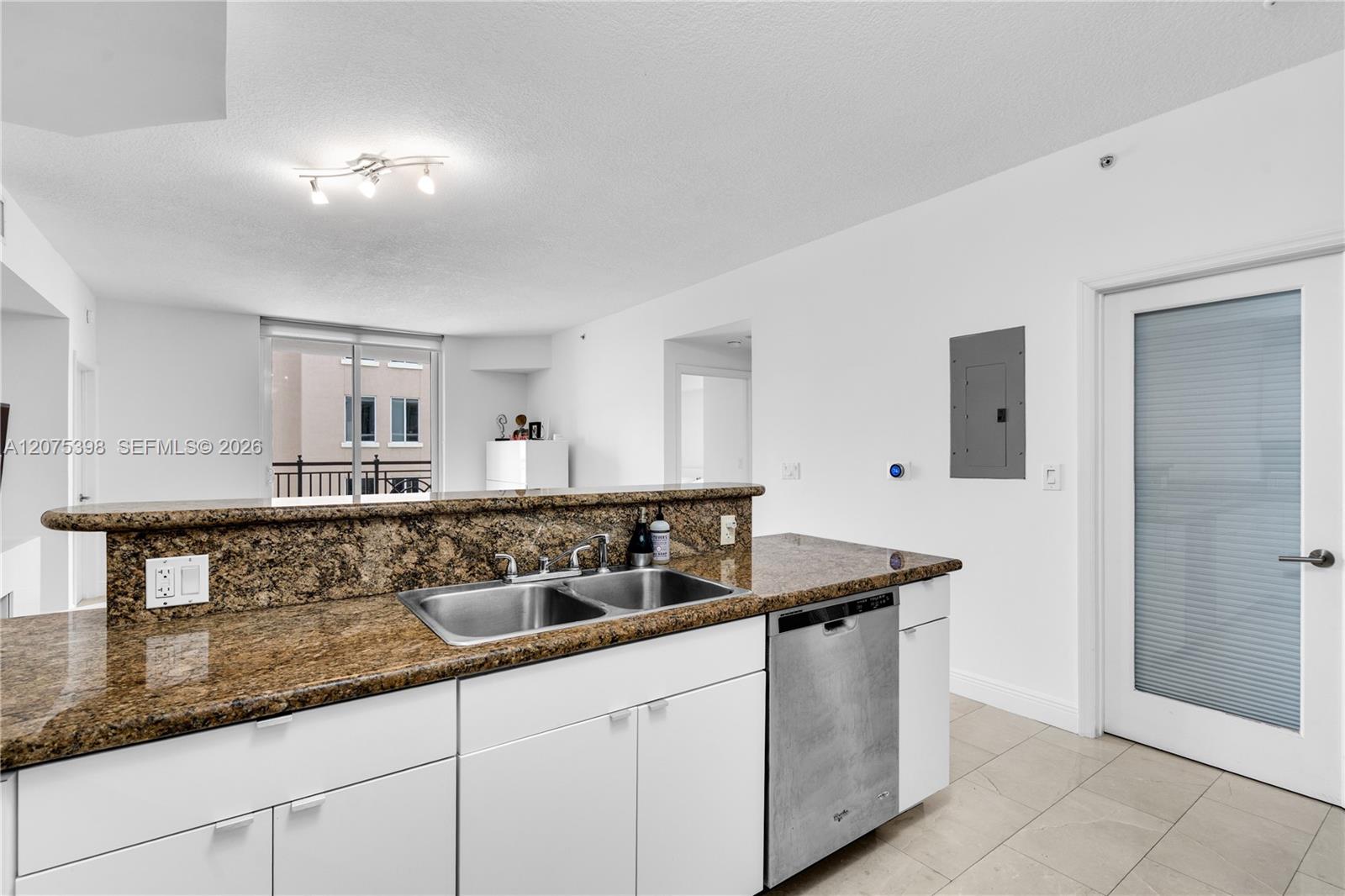 357 Almeria Avenue 1105 Property Photo 5