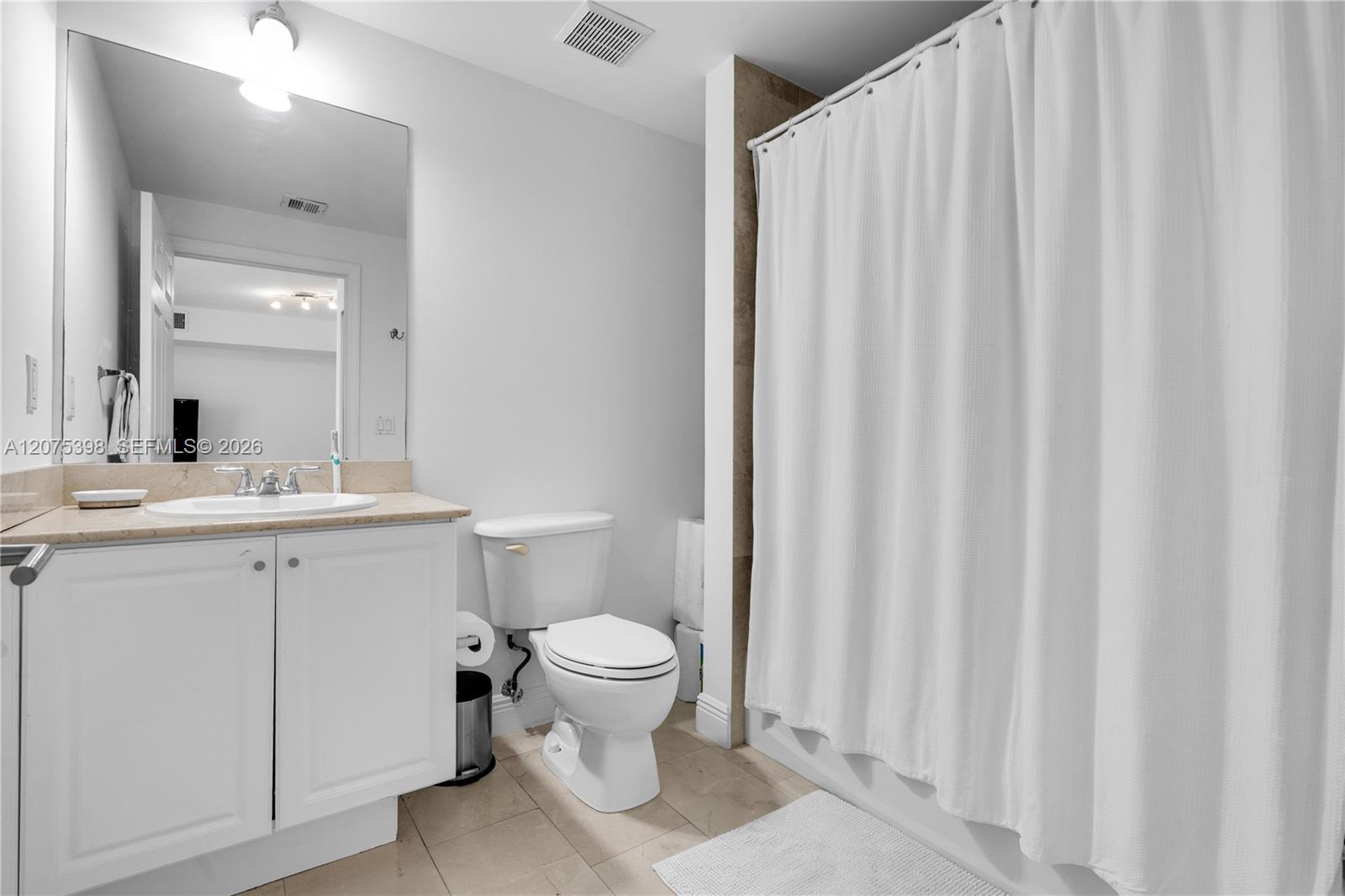 357 Almeria Avenue 1105 Property Photo 20