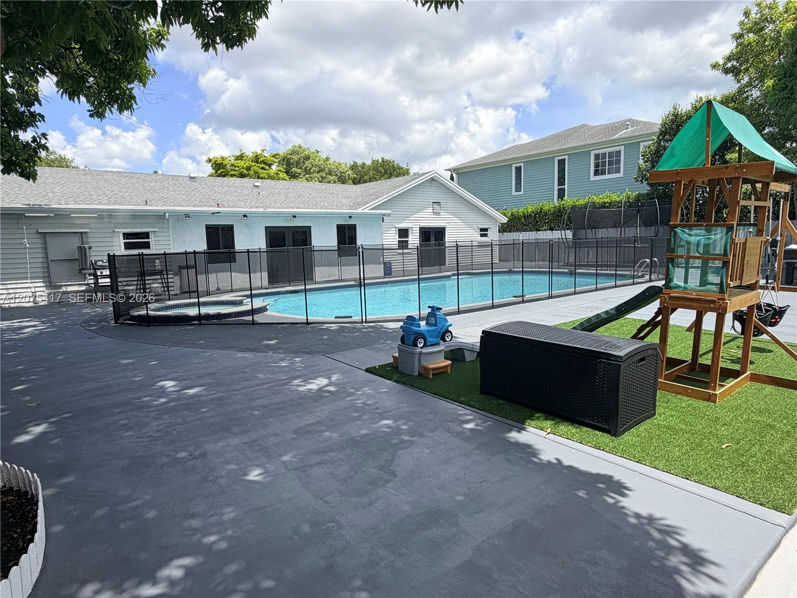 15042 Sw 149th Street Property Photo 1